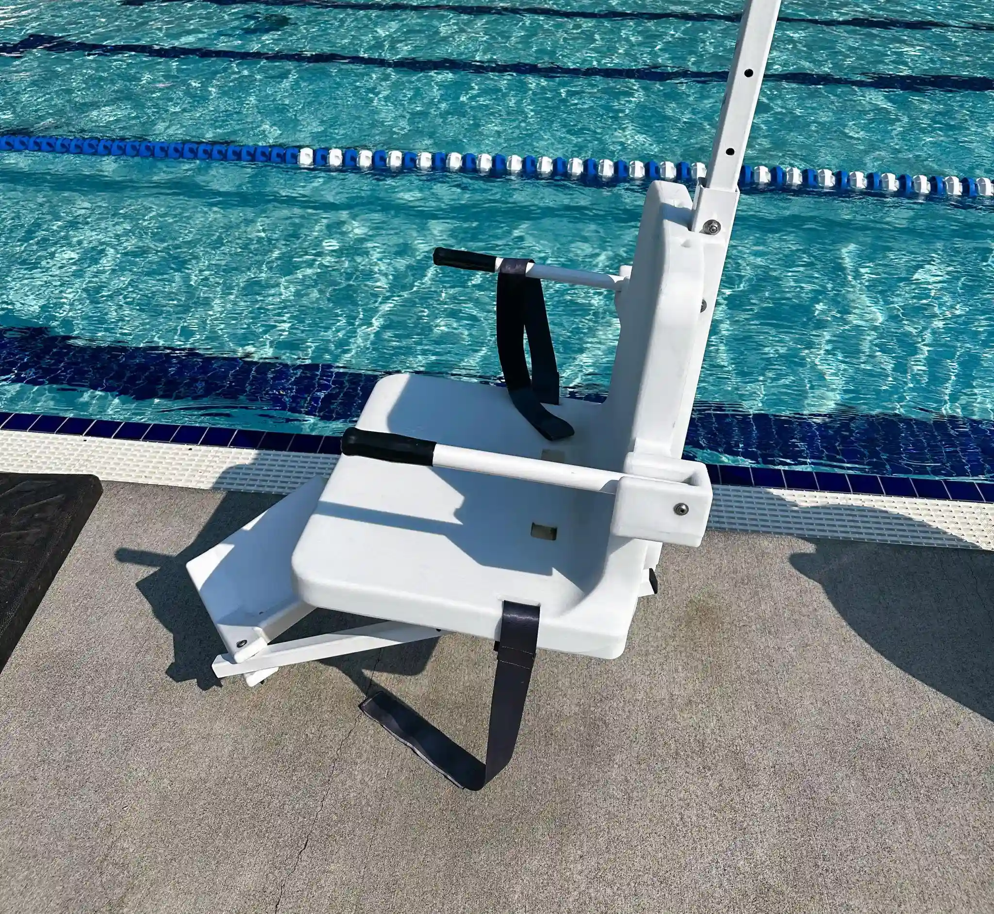 mise à l'au piscine